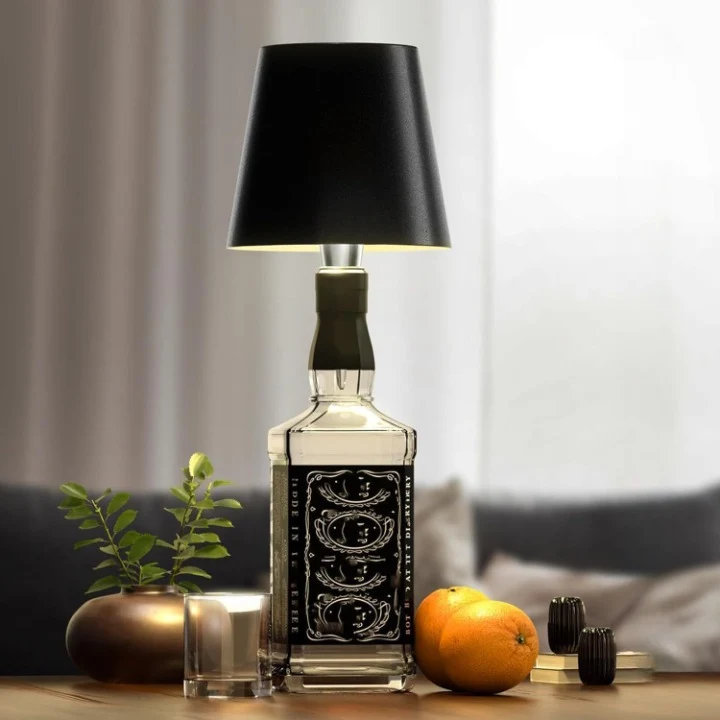 Elegant Genopladelig Bordlampe med Touch & Lang Batteritid