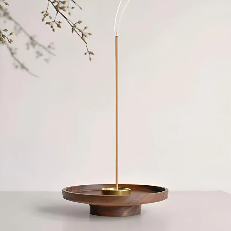 Stilfuld Røgelsesholder i Træ og Kobber - For Zen og Harmoni