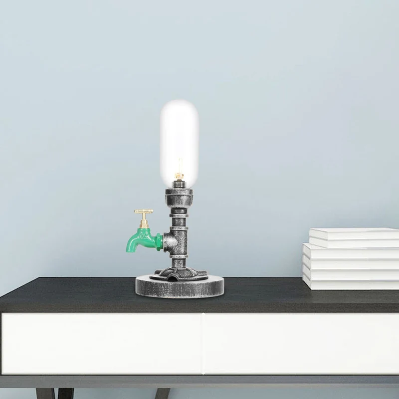 Elegant Glasbordlampe med Klar Skærm for Strålende Lys