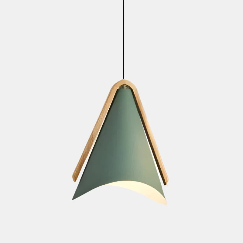 Elegant LED-træpendel: Skab atmosfære med stilfuldt design