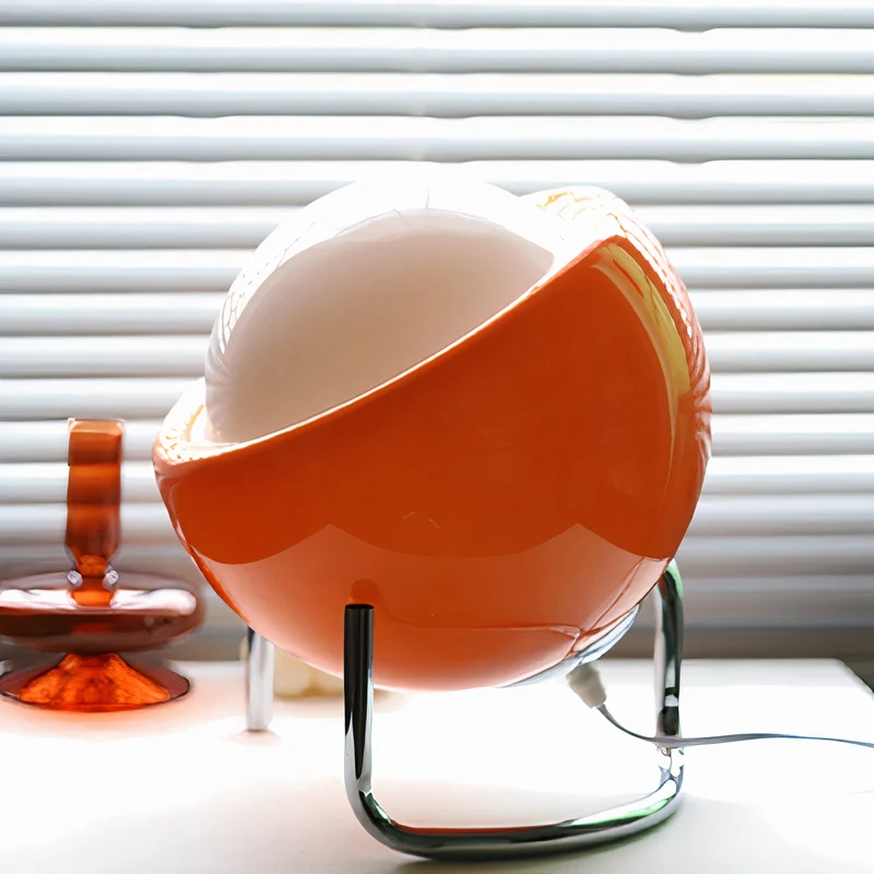 Retro Glasbordlampe med LED - Tidløs Elegance til Hjemmet