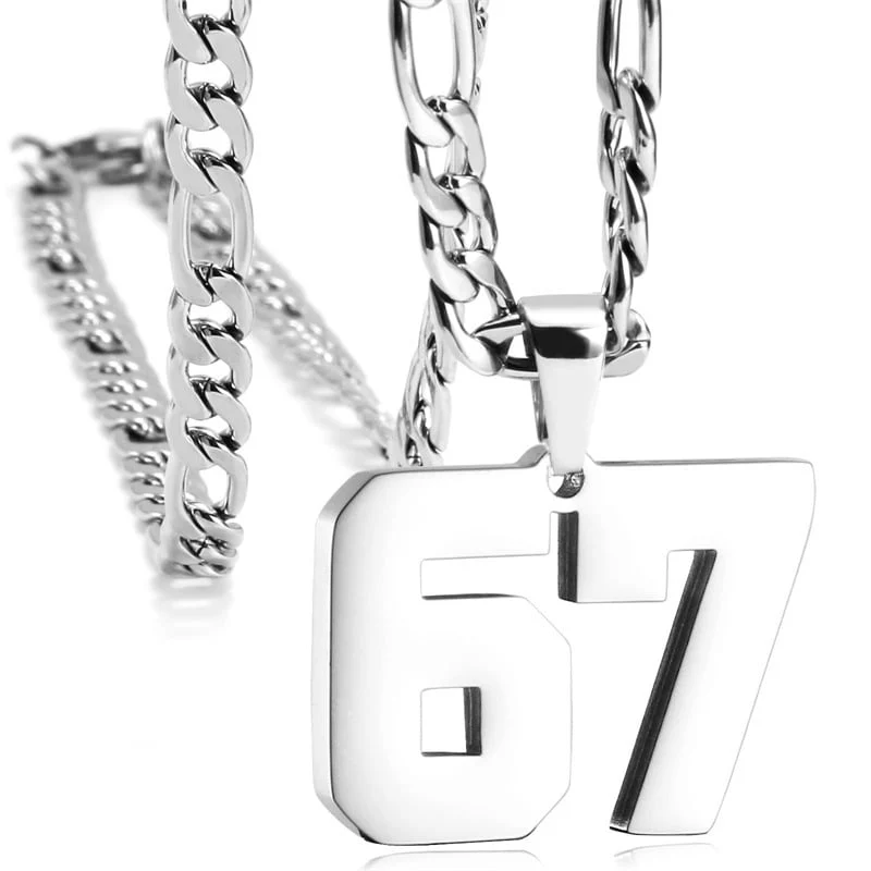 Halsband med nummerpendant 67