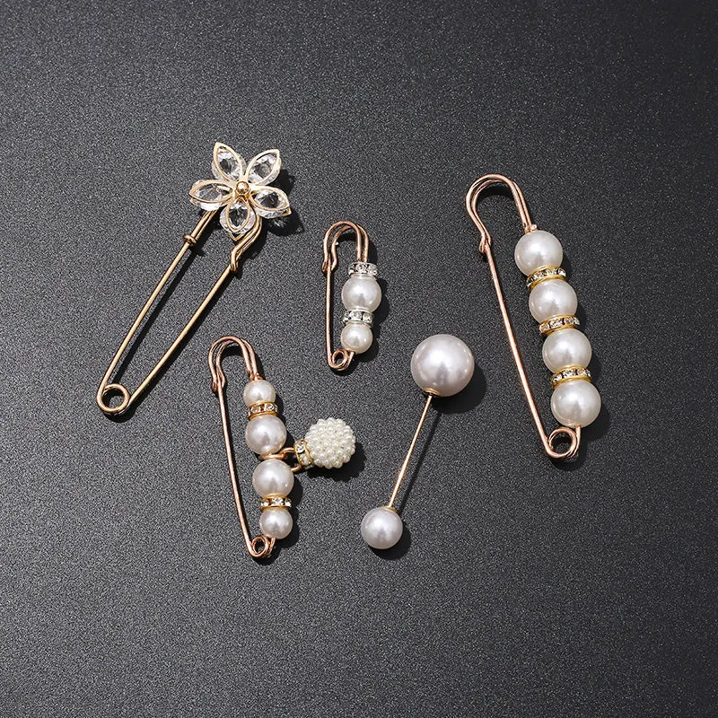 ✨ 50% RABATT NU!🎀 Pärlbrosch Korsett-Stil Dekorativ Pin – Elegant Accessor & Midjebälte – Chic Outfit Essential 💎