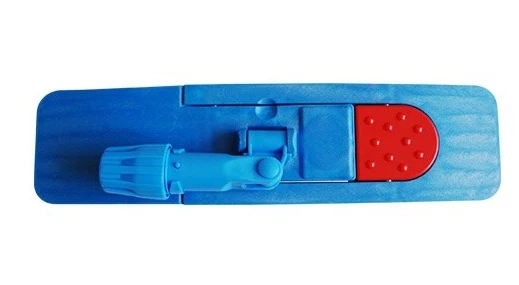 Fremfører til lommer med magnet lukning