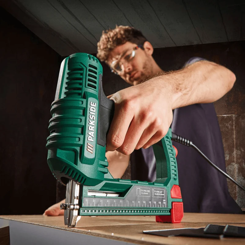 PARKSIDE ELECTRIC NAILER/STAPLER PET 25 C3
